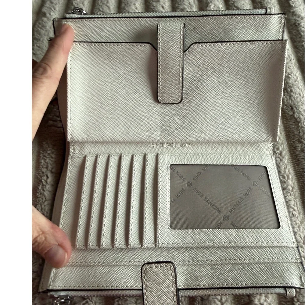 Michael Kors Jet Set Travel Flat Phone Case Wristlet White Saffiano 35F8STVW0L
